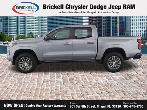 Used 2024 Chevrolet Colorado LT RWD image 32
