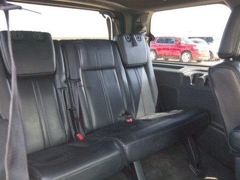 Used 2015 Lincoln Navigator 4WD image 35