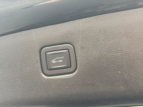 Certified 2024 Chevrolet Blazer RS w/ Enhanced Convenience Package image 29