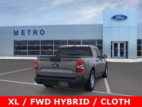 New 2025 Ford Maverick XL image 8