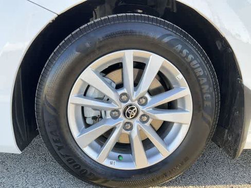 Used 2026 Toyota Camry LE w/ Convenience Package image 12