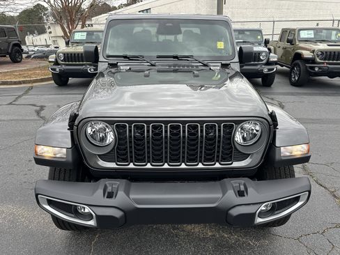 New 2026 Jeep Gladiator Sahara image 14
