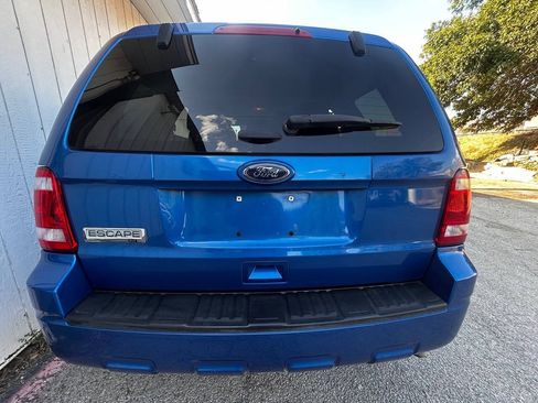 Used 2012 Ford Escape XLT FWD image 6