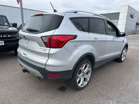 Used 2019 Ford Escape Titanium w/ U9j03 - Titanium Tow Package image 11
