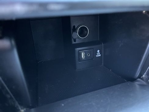 Used 2013 Toyota Camry SE image 25