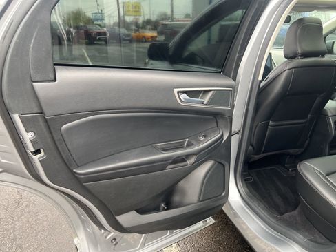 Used 2022 Ford Edge SEL w/ Convenience Package image 40