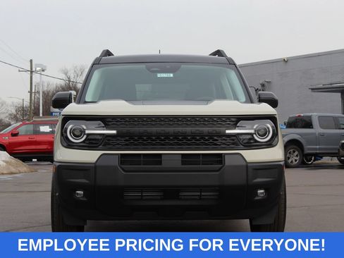 New 2025 Ford Bronco Sport Big Bend w/ Convenience Package AWD/4WD image 2