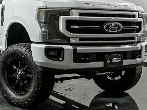 Used 2022 Ford F250 Lariat AWD/4WD image 2