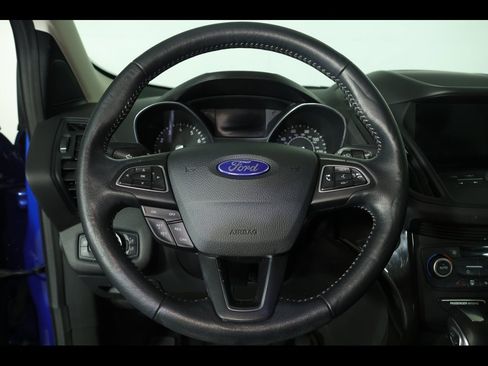 Used 2019 Ford Escape SE image 21