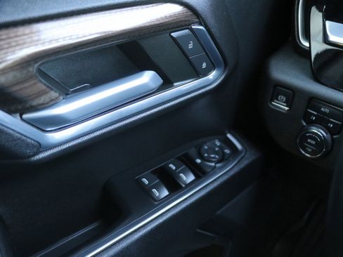 Used 2023 Chevrolet Silverado 1500 RST w/ Redline Edition image 11