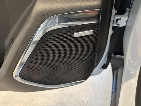 New 2026 GMC Acadia Elevation w/ Elevation Premium Package image 25