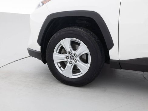 Used 2020 Toyota RAV4 XLE w/ Convenience Package AWD/4WD image 18