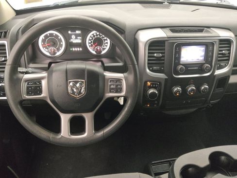 Used 2021 RAM 1500 Classic SLT AWD/4WD image 22