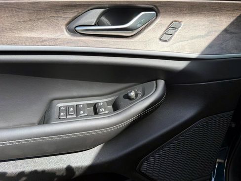 New 2027 Jeep Grand Cherokee Limited AWD/4WD image 6
