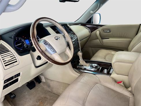 Used 2016 INFINITI QX80 4WD w/ Driver's Assistance Package image 11
