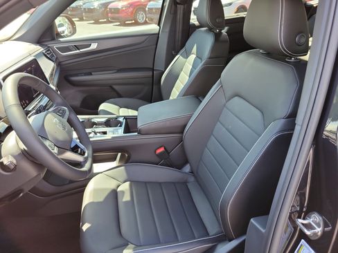New 2026 Volkswagen Atlas Cross Sport SEL R-Line AWD/4WD image 19