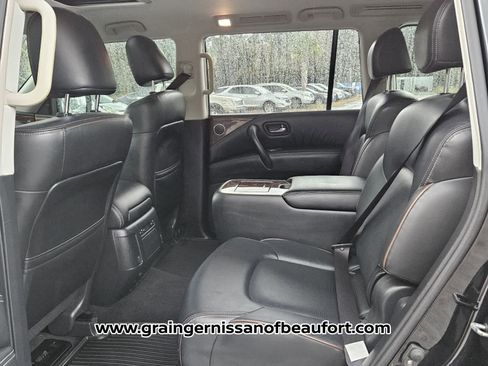 Used 2020 Nissan Armada SL w/ Premium Package image 4