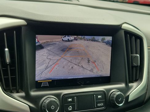 Used 2020 GMC Terrain SLT image 23