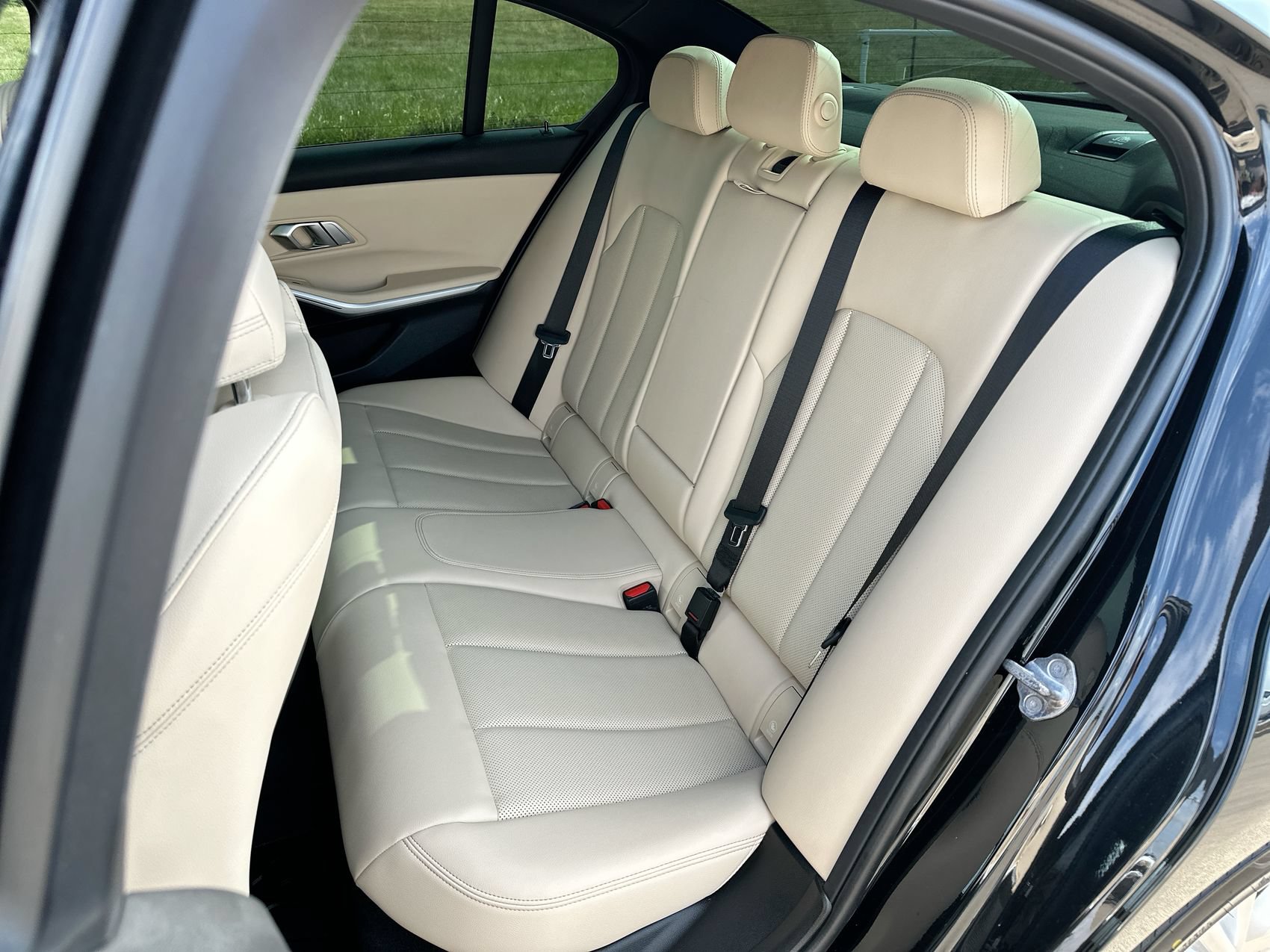 Used 2023 BMW 330i Sedan w/ Driving Assistance Package RWD image 23