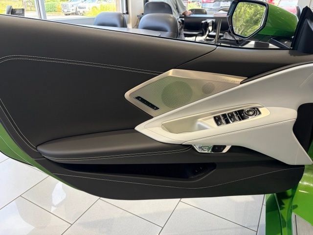 Used 2026 Chevrolet Corvette Stingray Preferred Conv w/ Z51 Performance Package RWD image 21