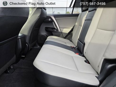 Used 2017 Toyota RAV4 Limited image 39