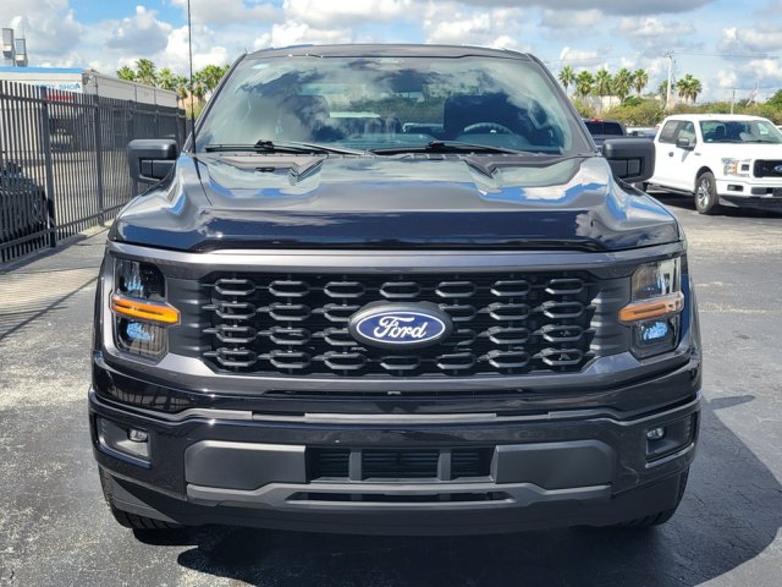Used 2025 Ford F150 STX w/ Equipment Group 200A RWD image 2