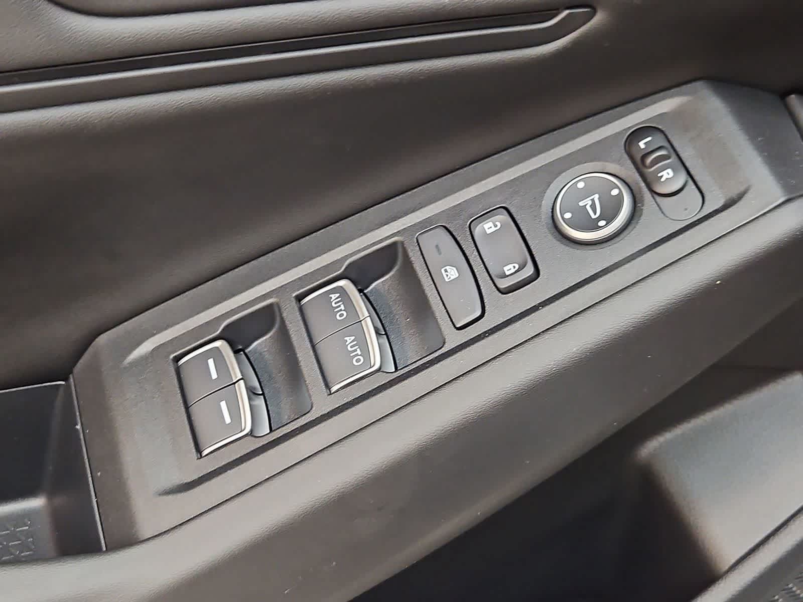 Certified 2025 Honda Accord SE image 17