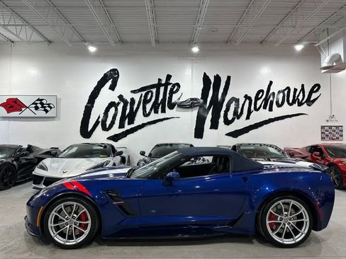 Used 2017 Chevrolet Corvette Grand Sport image 2
