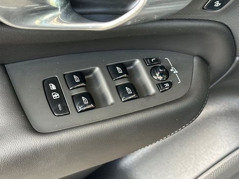 Certified 2024 Volvo XC90 B5 Plus AWD/4WD image 12