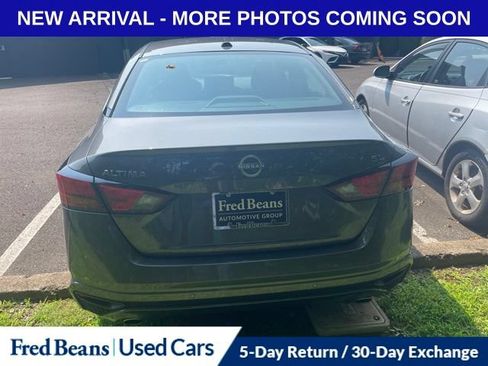 Used 2025 Nissan Altima 2.5 SL FWD image 6