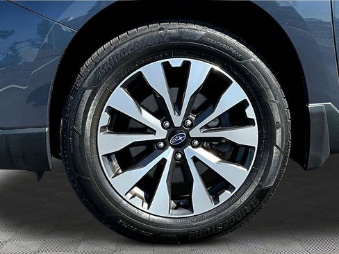 Used 2017 Subaru Outback 2.5i Limited image 33