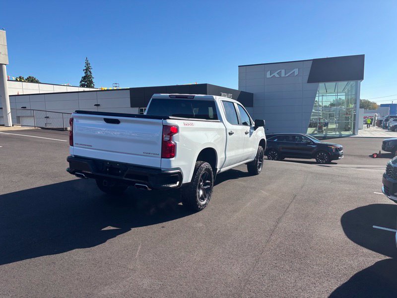 Used 2025 Chevrolet Silverado 1500 Custom Trail Boss AWD/4WD image 8