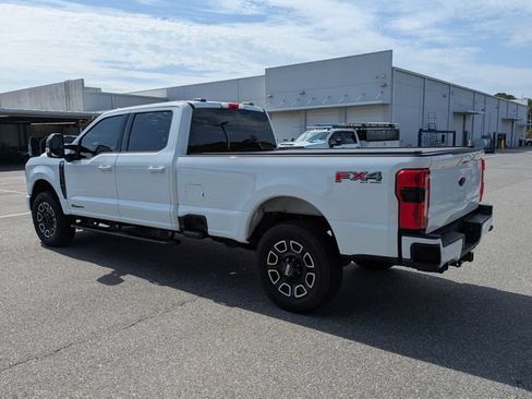 Used 2023 Ford F350 XLT w/ XLT Premium Package AWD/4WD image 5