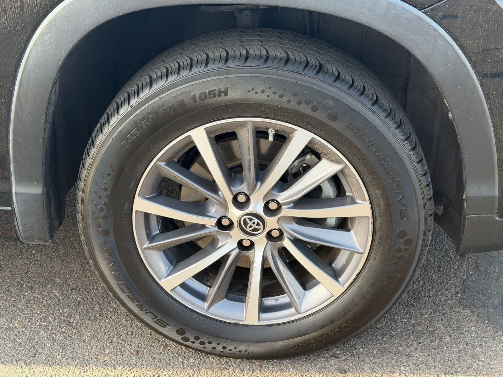 Used 2018 Toyota Highlander XLE FWD image 10
