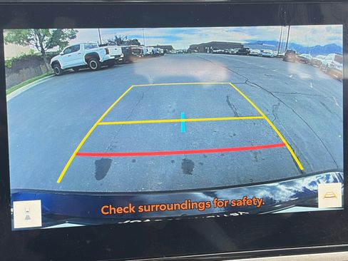 Used 2025 Toyota Camry SE FWD image 22