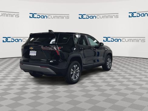 New 2026 Chevrolet Equinox LT FWD image 8