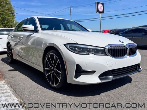 Used 2021 BMW 330i xDrive Sedan w/ Convenience Package AWD/4WD image 4
