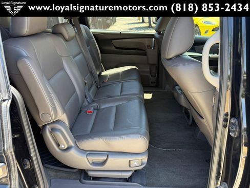 Used 2014 Honda Odyssey Touring image 37