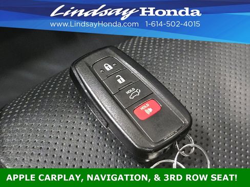 Used 2021 Toyota Highlander Platinum image 28