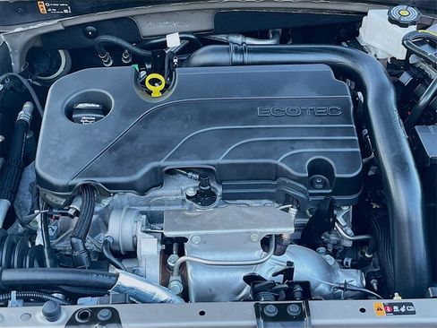 Used 2025 Chevrolet Malibu RS image 27