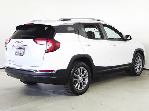 Used 2022 GMC Terrain SLT image 7