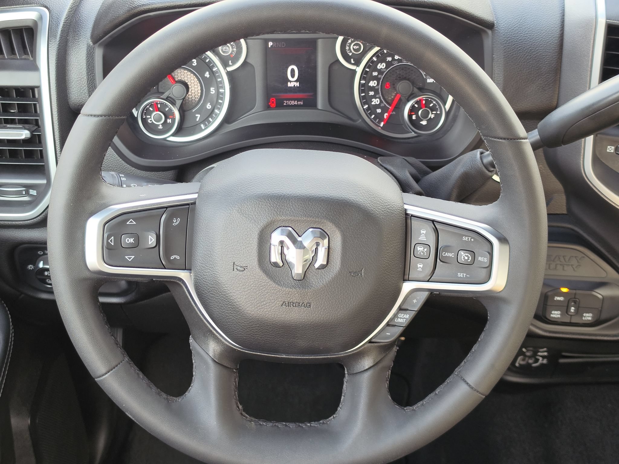 Used 2025 RAM 2500 Big Horn AWD/4WD image 12
