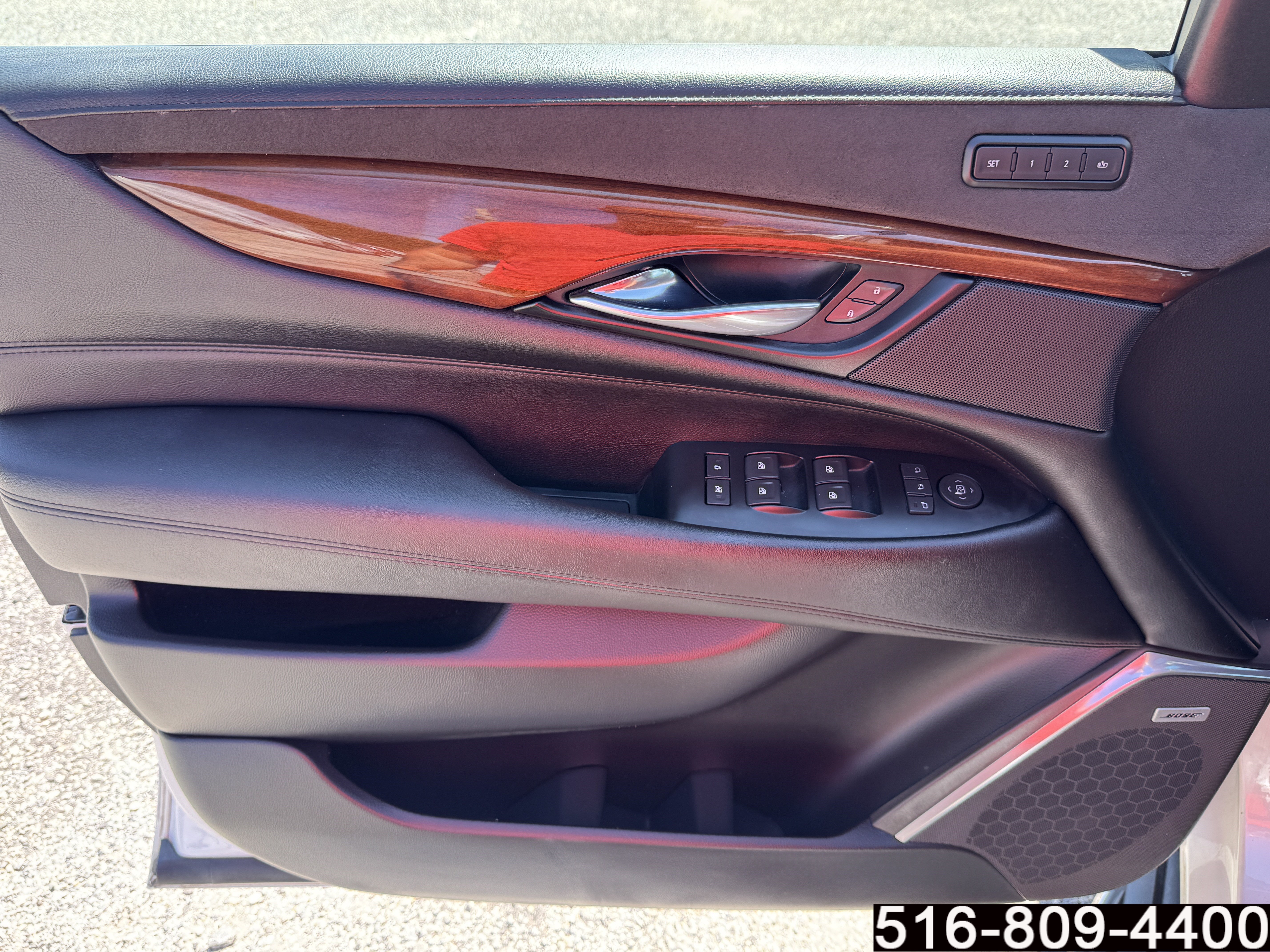 Used 2020 Cadillac Escalade Luxury AWD/4WD image 28