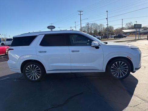 Used 2025 Hyundai Palisade Calligraphy image 8
