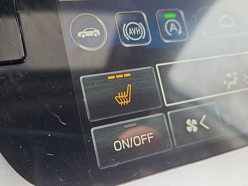 Certified 2025 Subaru Outback Limited image 14