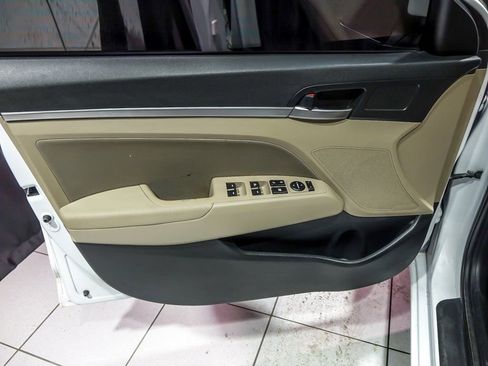 Used 2020 Hyundai Elantra Value Edition w/ Cargo Package (C1) image 27