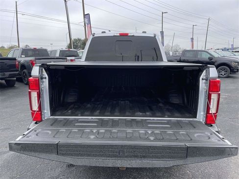 Used 2021 Ford F250 Lariat image 10