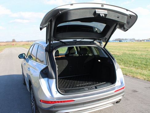 Used 2021 Lincoln Corsair Reserve w/ Equipment Group 201A image 33