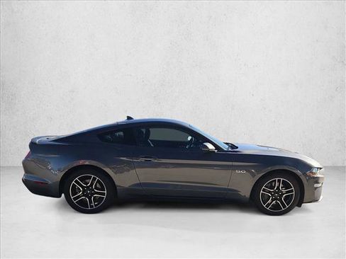 Used 2022 Ford Mustang GT Premium image 4