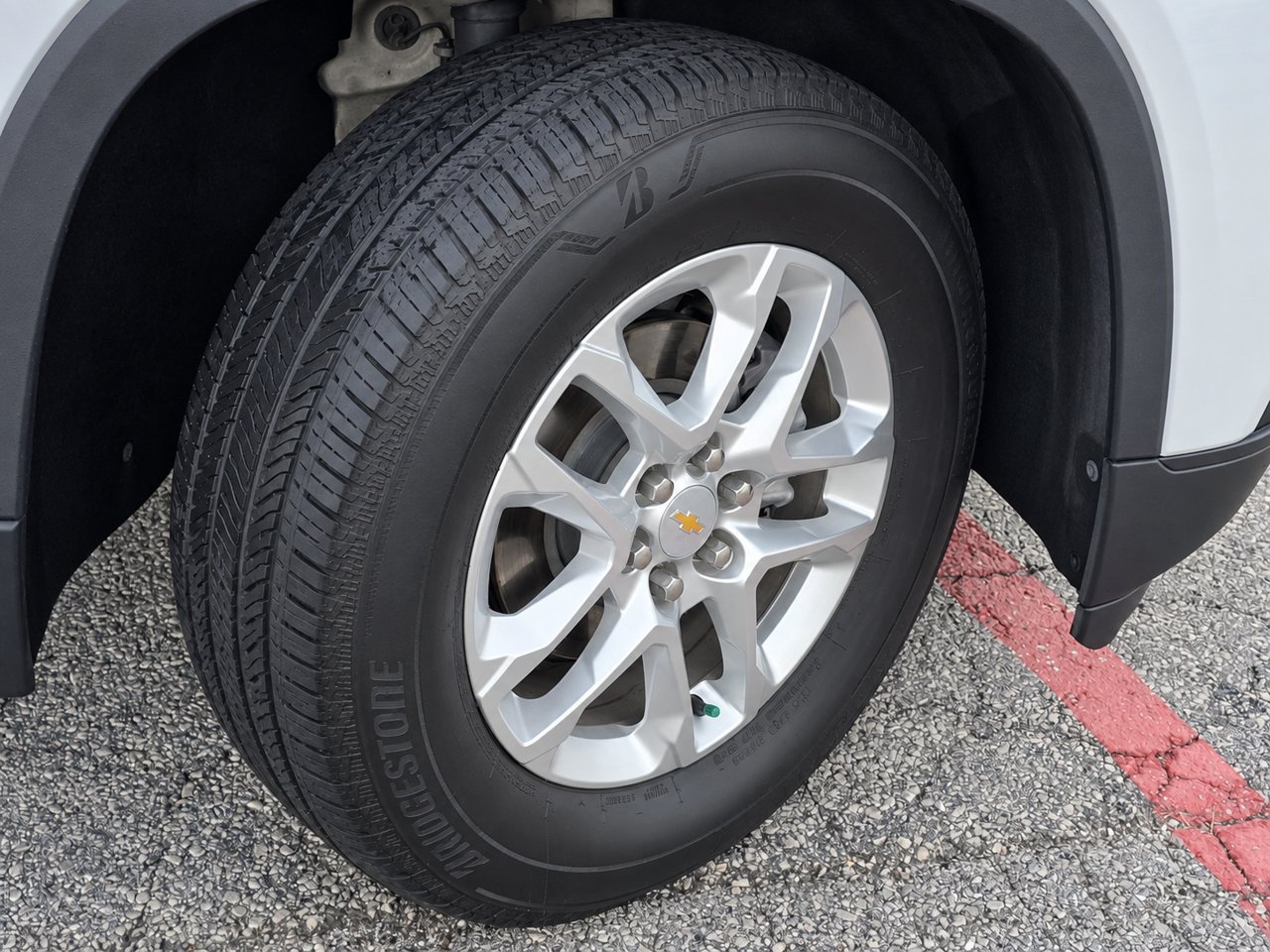 Certified 2021 Chevrolet Traverse LS FWD image 8